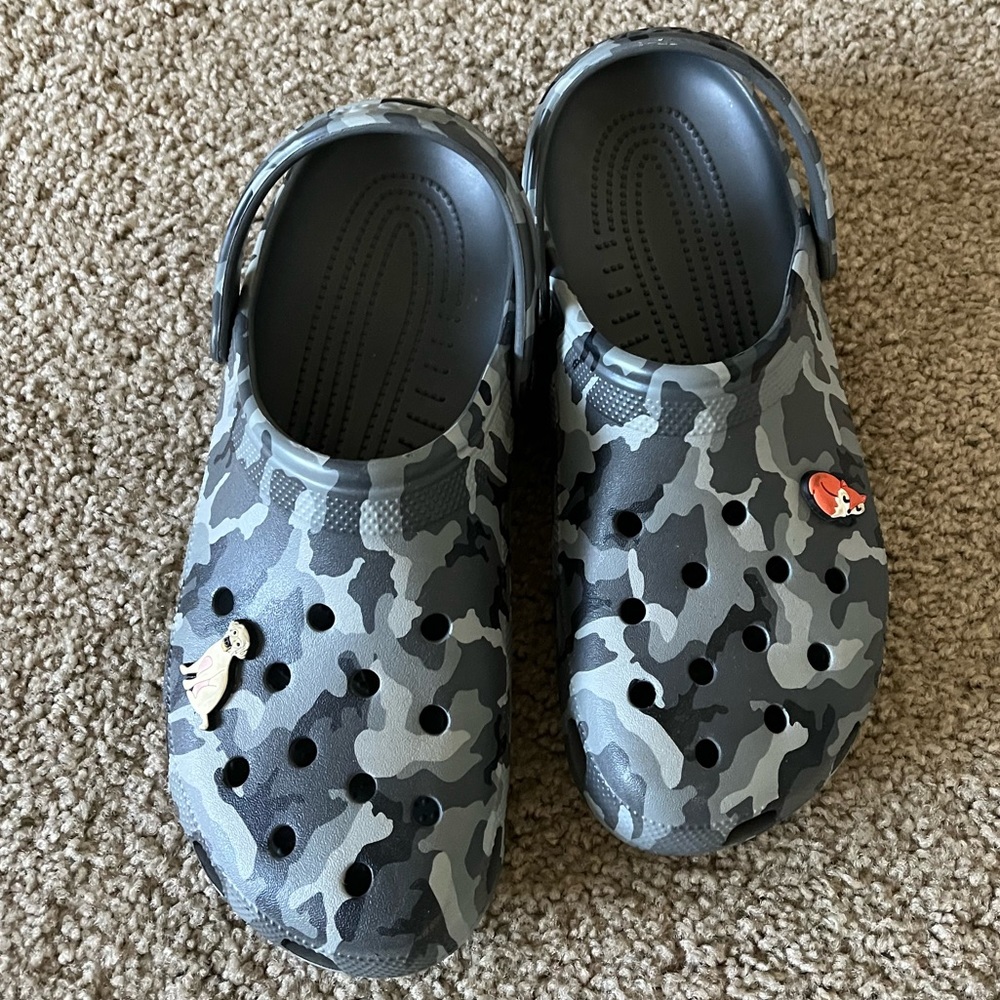 Crocs